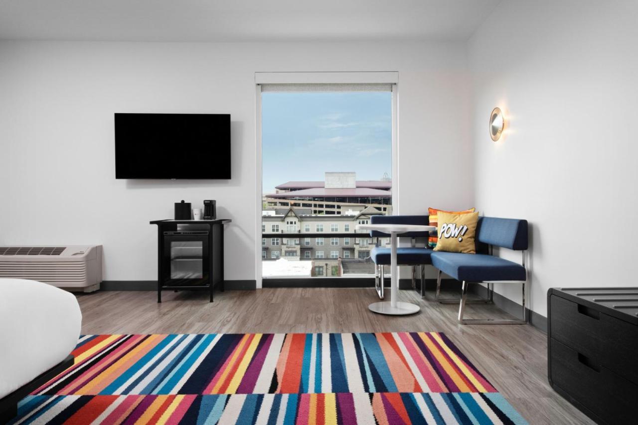 Aloft Kansas City Country Club Plaza エクステリア 写真